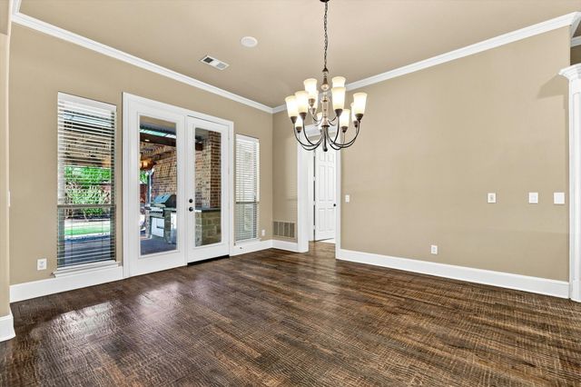 731 Lockridge Road, Lantana, TX 76226