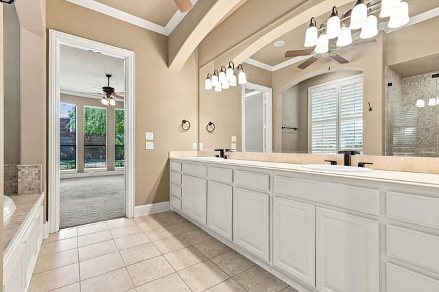 731 Lockridge Road, Lantana, TX 76226