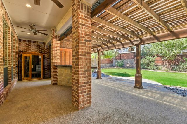 731 Lockridge Road, Lantana, TX 76226