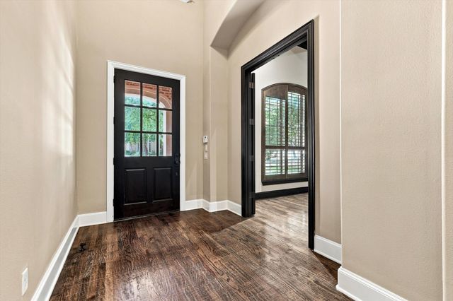 731 Lockridge Road, Lantana, TX 76226