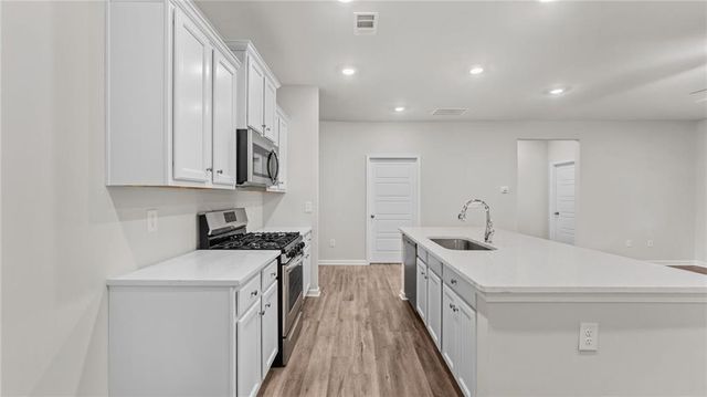 17 Cedar Hill Drive, Dallas, GA 30132