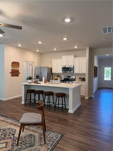 17 Cedar Hill Drive, Dallas, GA 30132