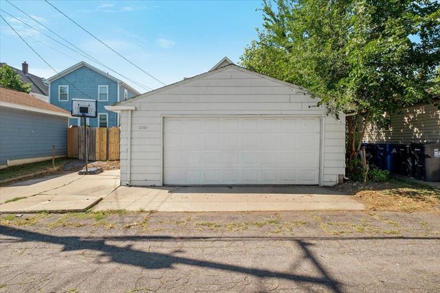 1084 Galtier Street, Saint Paul, MN 55117
