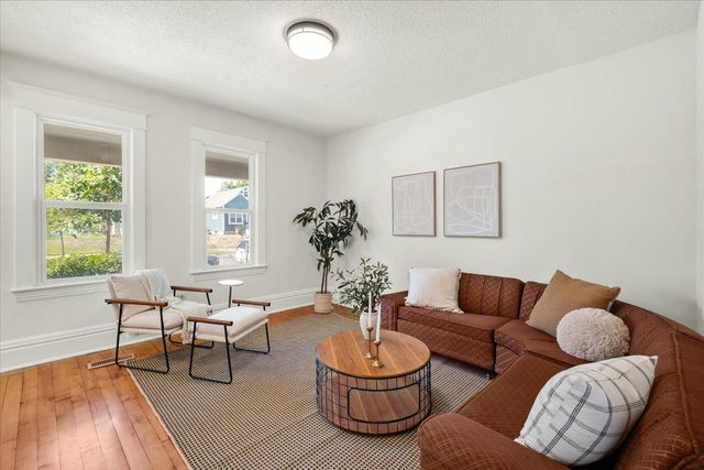 1084 Galtier Street, Saint Paul, MN 55117