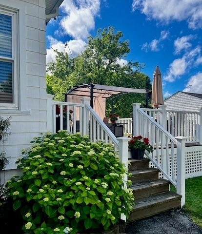 186 Westhill Ave, Somerset, MA 02726