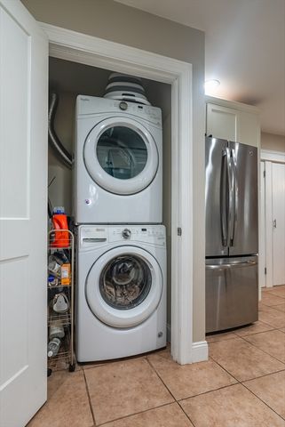 186 Westhill Ave, Somerset, MA 02726