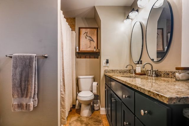 186 Westhill Ave, Somerset, MA 02726