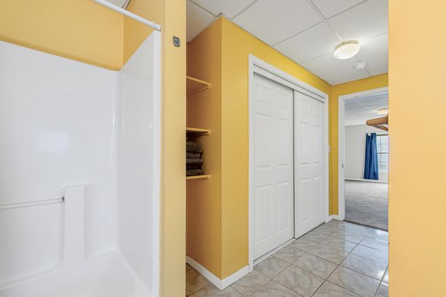 3913 WOODS EDGE RD, Columbia, MO 65203