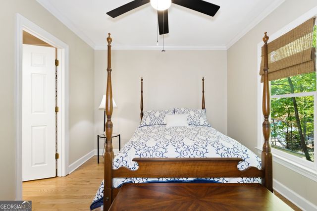 130 Farm Hill Circle, Roswell, GA 30075