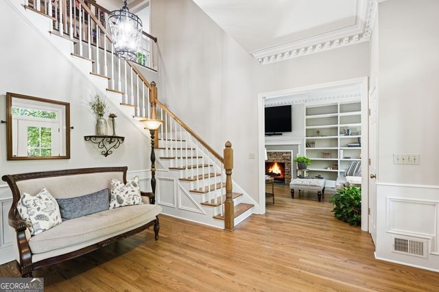 130 Farm Hill Circle, Roswell, GA 30075