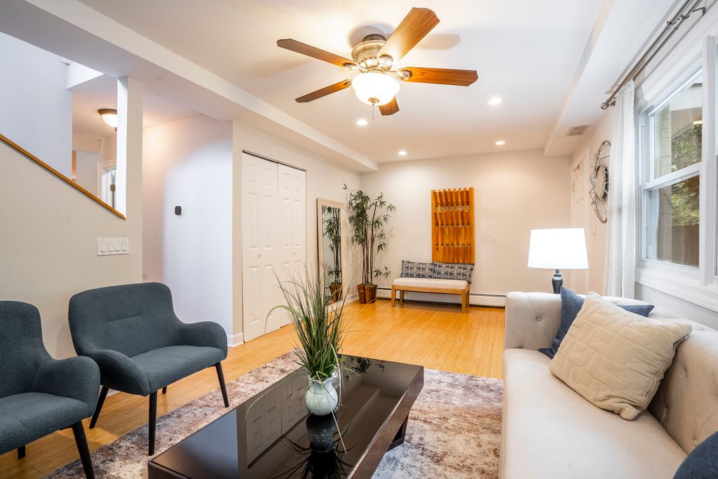 6925 N Ravenswood Avenue, Chicago, IL 60626 — photo 5