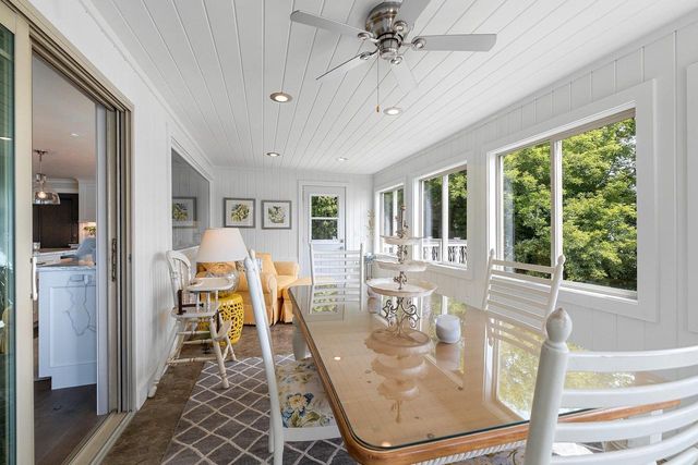 2281 LOST DAUPHIN ROAD, De Pere, WI 54115