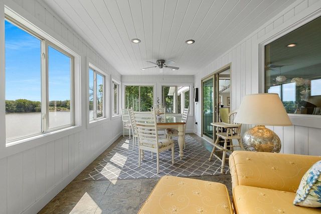2281 LOST DAUPHIN ROAD, De Pere, WI 54115