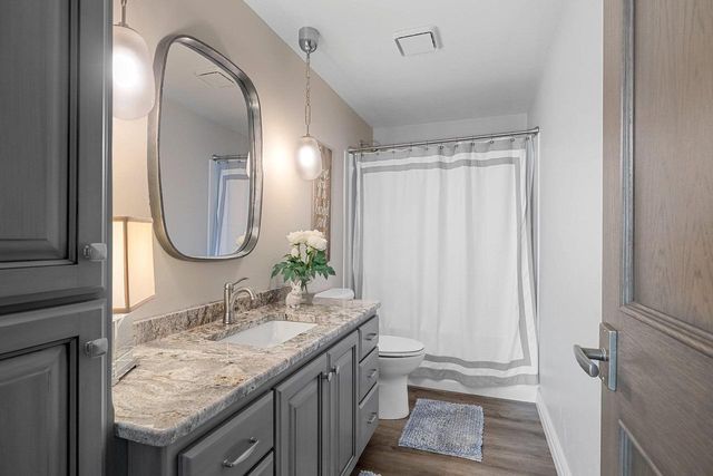 2281 LOST DAUPHIN ROAD, De Pere, WI 54115