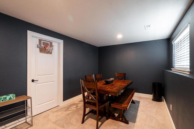 W223N4515 Boxleaf LANE, Pewaukee, WI 53072