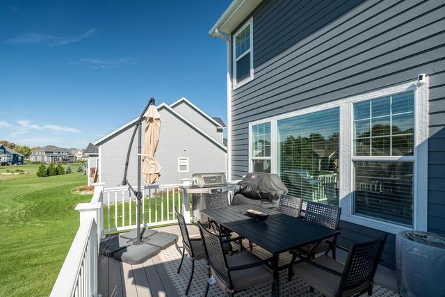 W223N4515 Boxleaf LANE, Pewaukee, WI 53072