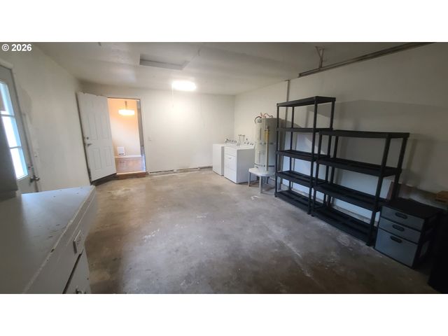 1022 K St, Washougal, WA 98671