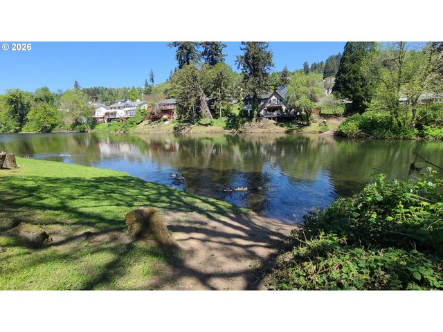 1022 K St, Washougal, WA 98671