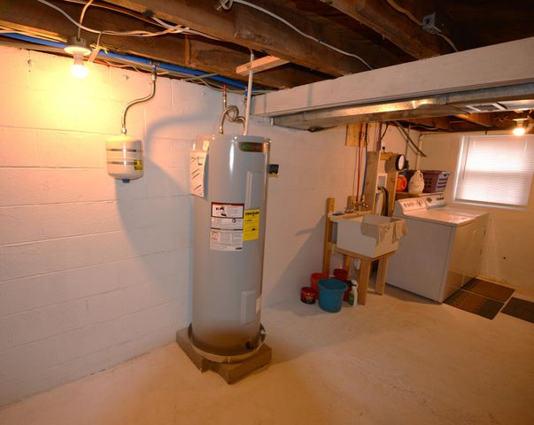 3316 Bassett Heights Road RD, Bassett, VA 24055