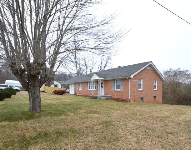3316 Bassett Heights Road RD, Bassett, VA 24055