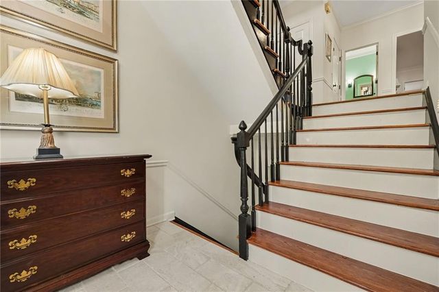 3685 Peachtree Road Northeast 16, Atlanta, GA 30319