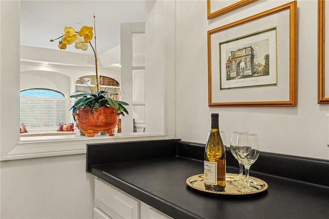 3685 Peachtree Road Northeast 16, Atlanta, GA 30319