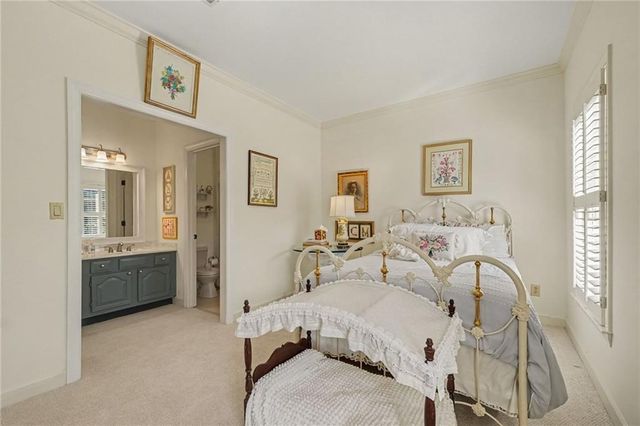 3685 Peachtree Road Northeast 16, Atlanta, GA 30319