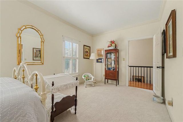 3685 Peachtree Road Northeast 16, Atlanta, GA 30319