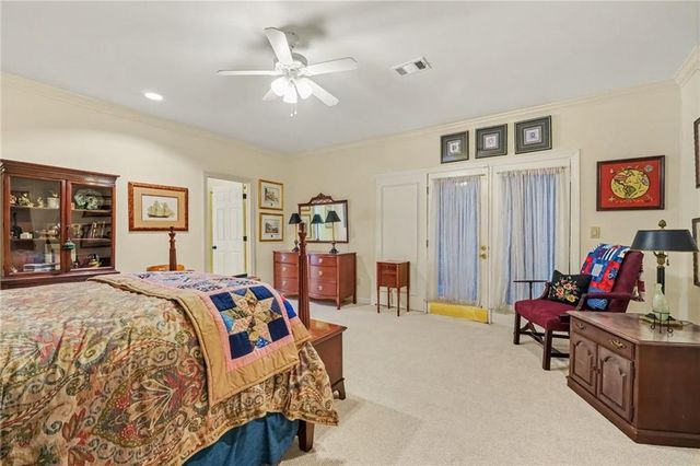 3685 Peachtree Road Northeast 16, Atlanta, GA 30319