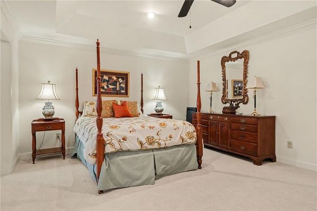 3685 Peachtree Road Northeast 16, Atlanta, GA 30319