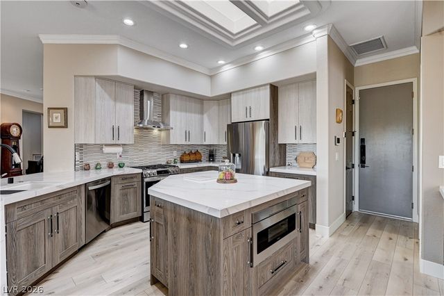 2831 Somerset Springs Drive, Henderson, NV 89052