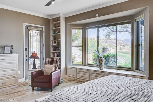 2831 Somerset Springs Drive, Henderson, NV 89052