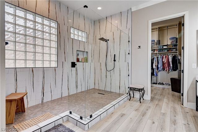 2831 Somerset Springs Drive, Henderson, NV 89052