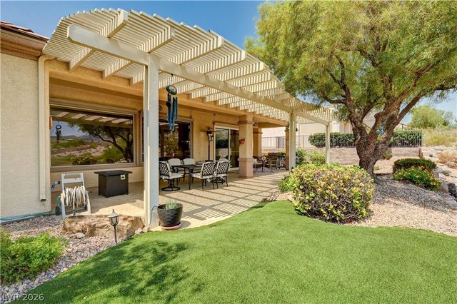 2831 Somerset Springs Drive, Henderson, NV 89052