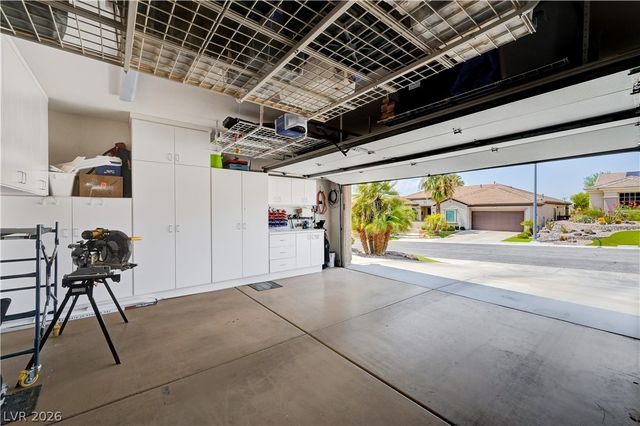 2831 Somerset Springs Drive, Henderson, NV 89052