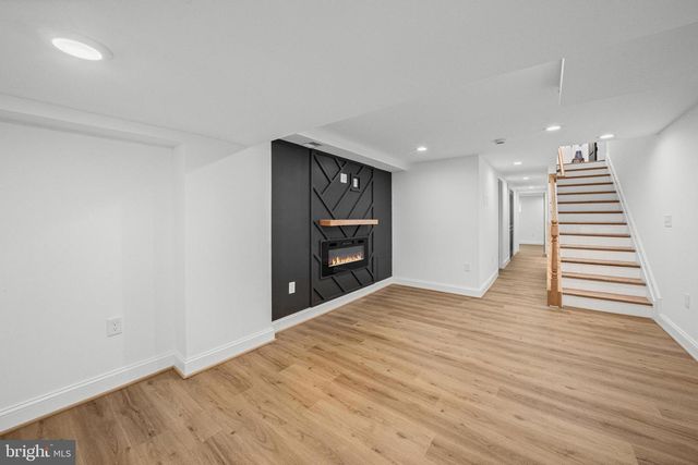 700 BELGIAN AVE, Baltimore, MD 21218