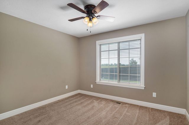 1542 S Antietam Road, Republic, MO 65738