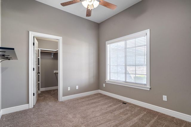 1542 S Antietam Road, Republic, MO 65738