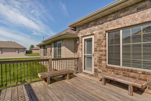 1542 S Antietam Road, Republic, MO 65738