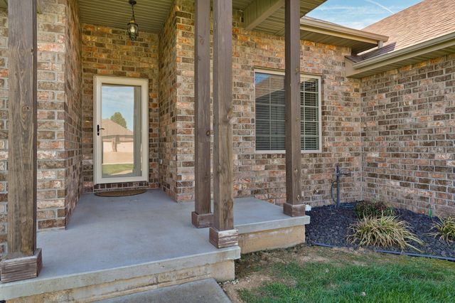 1542 S Antietam Road, Republic, MO 65738