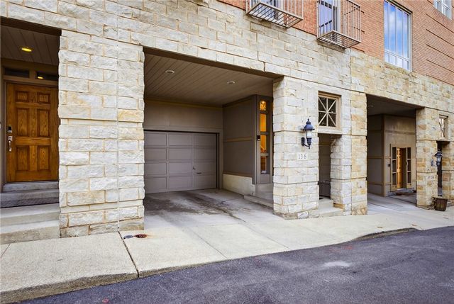 136 N Woodland Rd, Shadyside, PA 15232