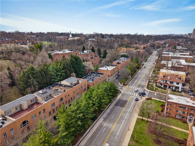 136 N Woodland Rd, Shadyside, PA 15232
