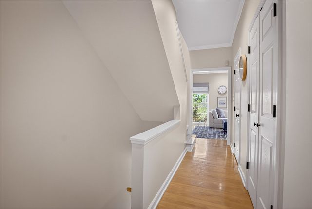 136 N Woodland Rd, Shadyside, PA 15232