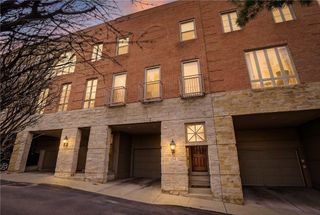 136 N Woodland Rd, Shadyside, PA 15232