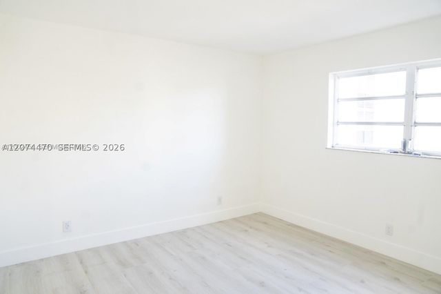 220 SW 9th Ave 306, Hallandale Beach, FL 33009