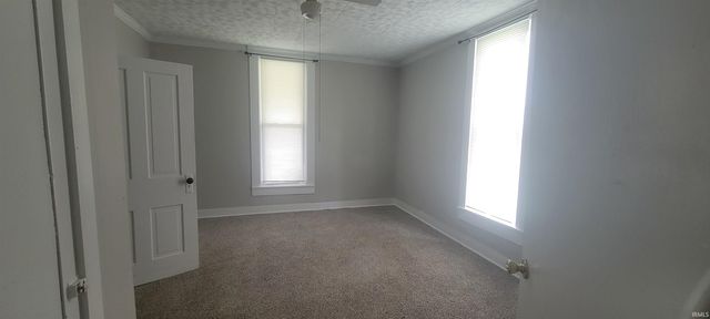 914 N 9th Street, Vincennes, IN 47591