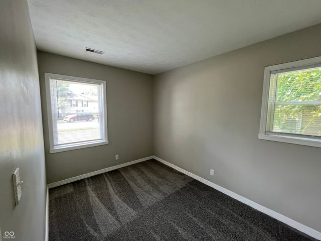 3831 Bennett Drive, Indianapolis, IN 46254