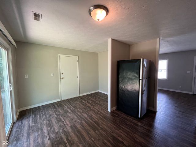 3831 Bennett Drive, Indianapolis, IN 46254