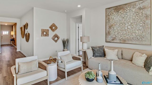 18950 Wicklow Circle, Athens, AL 35613