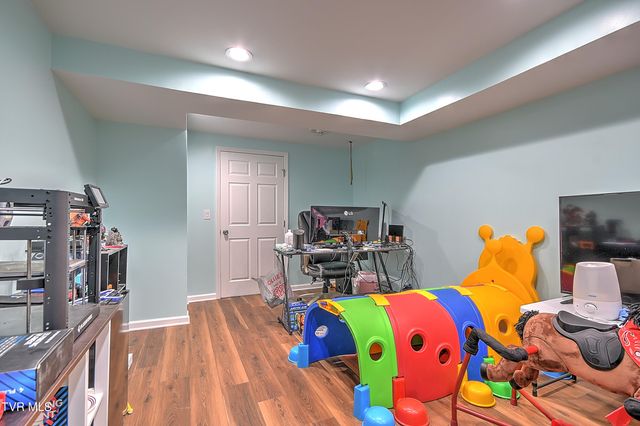 15513 Industrial Park Road, Bristol, VA 24202